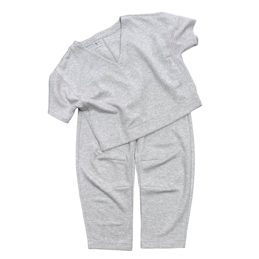 Lou & Grey Scubasoft Gray V-Neck Top and Barrel Pants Lounge Set Womens